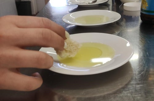 Geschmacksschulung Speiseöle im Fach Ernährungslehre Geschmacksschulung Speiseöle im Fach Ernährungslehre