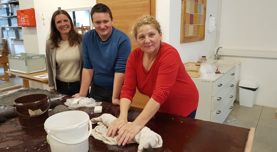 Workshop Filzen an der Winterschule Ulten. Fotos: FS Tisens Workshop Filzen an der Winterschule Ulten. Fotos: FS Tisens