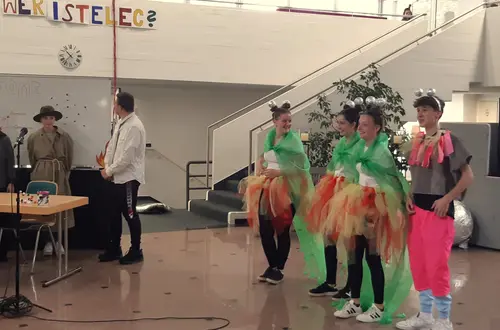 Orientierungsjahr, Talente und Neigungen. Foto: FS Tisens Orientierungsjahr, Talente und Neigungen. Foto: FS Tisens