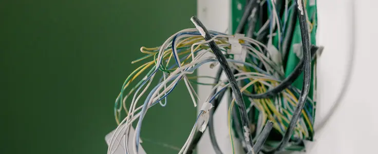 Ein Teilbereich der Bildungsangebote ist die Elektrotechnik Ein Teilbereich der Bildungsangebote ist die Elektrotechnik