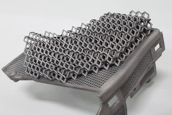 3D-printed heatsink for Hyundai with an optimized design