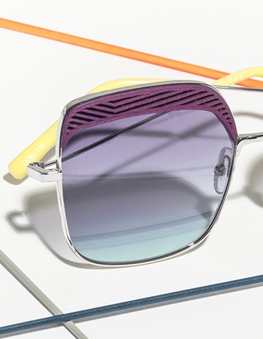 Close-up len of thin, metal Safilo OXYDO sunglasses