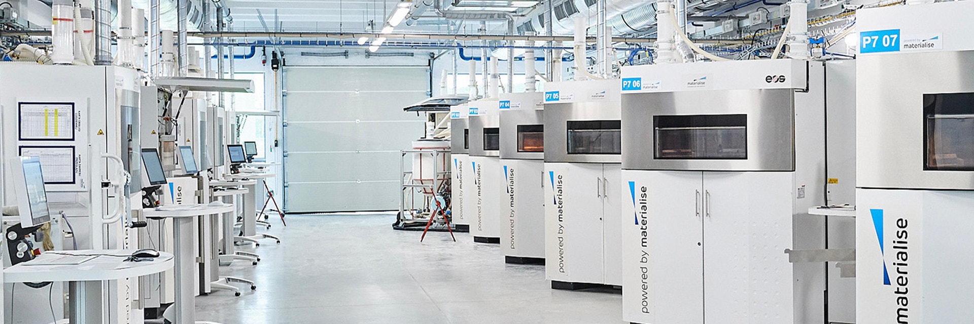 Row of 3D printers in the Materialise facilities