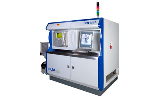 Mitad superior de una impresora 3D SLM 500 HL