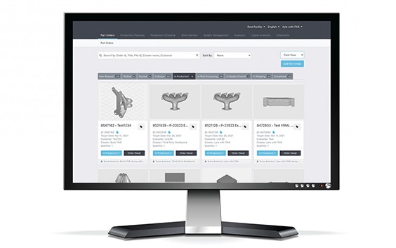 Computer screen with multiple orders on the Materialise Storefront software