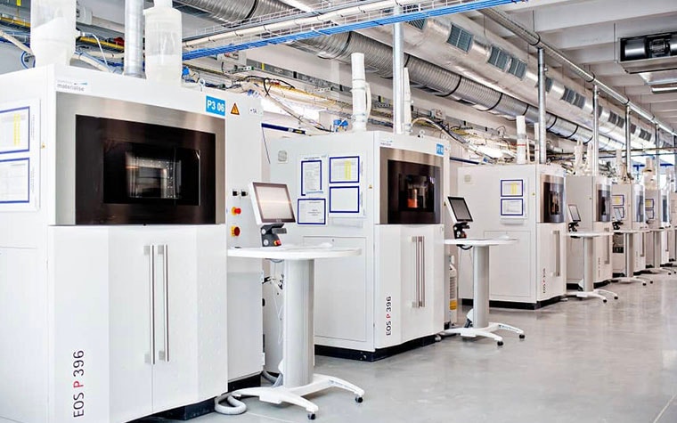3D printers in a Materialise production