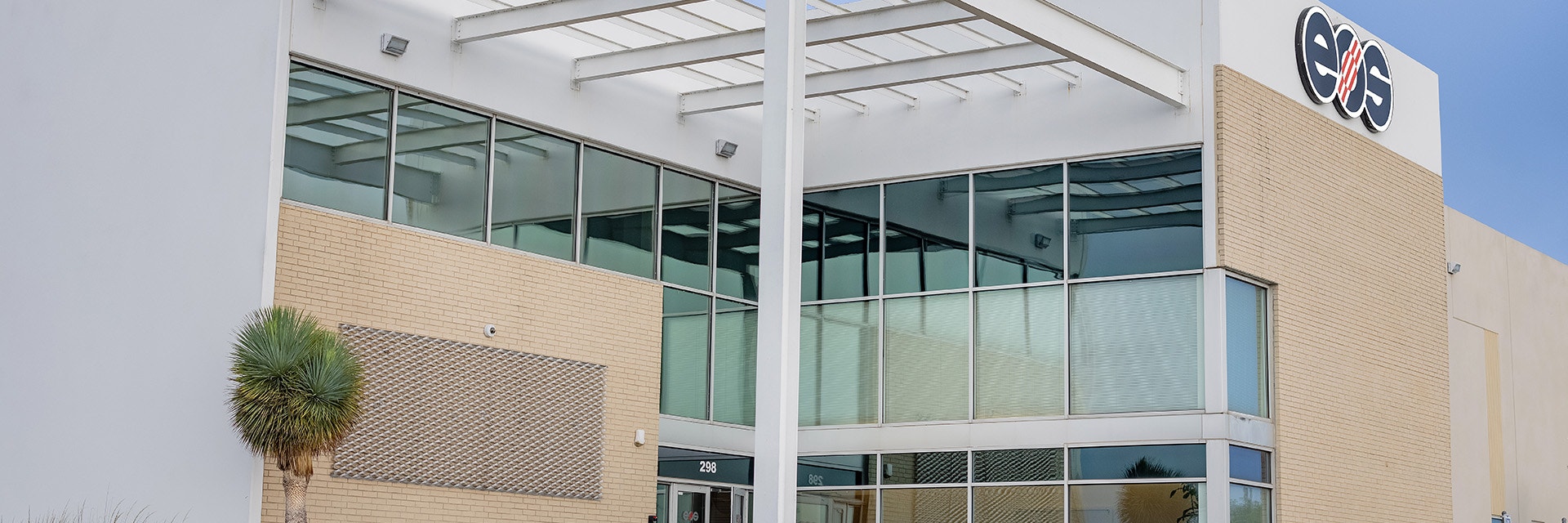 テキサス州にあるEOS Pflugerville 3Dプリント施設の正面。