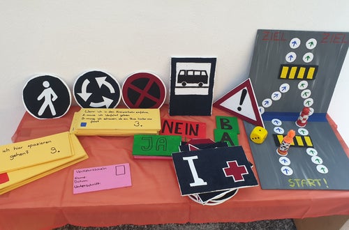 Im Straßenverkehr Im Straßenverkehr