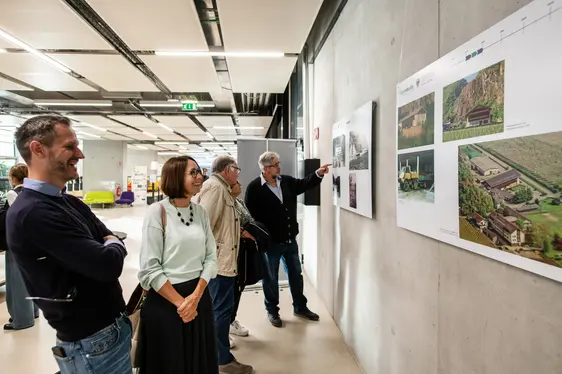 Abb. 3: Historische Aufnahmen erzählen die ersten 50 Jahre des Versuchszentrums Laimburg.
©Laimburg Research Centre/Ivo Corrà