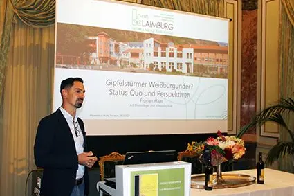 L'esperto di viticoltura Florian Haas del Centro di Sperimentazione Laimburg ha parlato della situazione attuale e delle prospettive future del Pinot bianco in Alto Adige.: ©Centro di Sperimentazione Laimburg