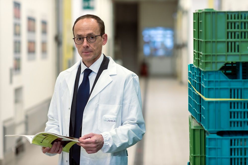 Abb. 1: Angelo Zanella, Leiter der Arbeitsgruppe „Lagerung und Nacherntebiologie“ am Versuchszentrum Laimburg: © Laimburg Research Centre/Ivo Corrà