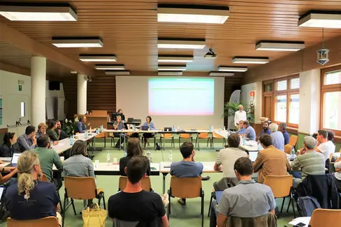 Abb. 1: Die Fachbeiratssitzungen finden jedes Jahr statt, um das neue Tätigkeitsprogramm des Versuchszentrums Laimburg festzulegen: © Laimburg Research Centre/agnese martinelli