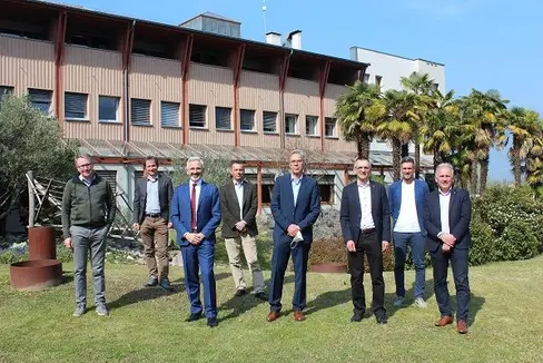 Fig. 1: Comitato scientifico. Da si. a de.: Sigfried Rinner, Martin Unterweger (rappresentanza di Christian Plitzner), Michael Oberhuber, Matthias Gauly, Hans-Reiner Schultz, Lukas Bertschinger, Robert Wiedmer, Frank Ordon (manca Manuela Zude-Sasse): © Centro di Sperimentazione Laimburg