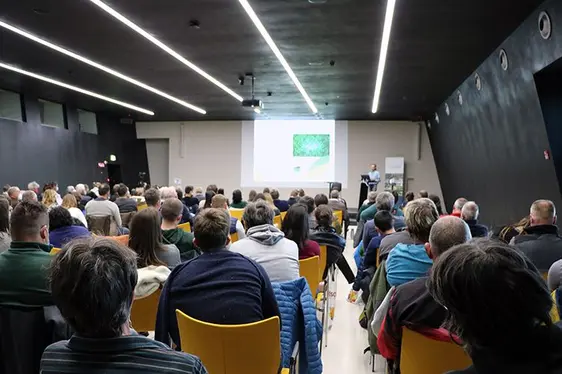 Il quarto Convegno sulla manutenzione ecosostenibile degli spazi verdi ha ottenuto un grande successo: © Centro di Sperimentazione Laimburg