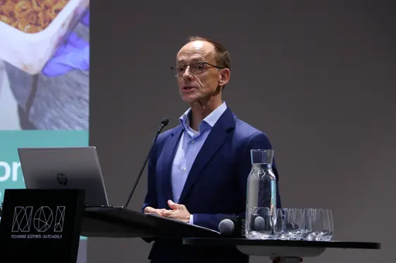 Fig. 3: Angelo Zanella, responsabile dell’Istituto di Agricoltura Montana e Tecnologie Alimentari del Centro Laimburg: © Laimburg Research Centre/agnese martinelli