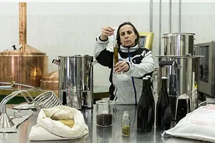 Uno dei nuovi progetti del Centro di Sperimentazione Laimburg tratta la produzione di bevande fermentate non alcoliche. ©Centro di Sperimentazione Laimburg