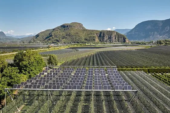Abb. 6: Das LIDO-Freilandlabor für Obst- und Weinbau am Versuchszentrum Laimburg fördert Innovation im Bereich der Digitalisierung und Robotik.: © Versuchszentrum Laimburg/andreas tauber