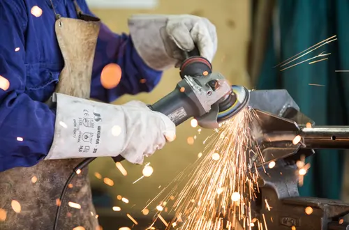 Metallverarbeitung Metallverarbeitung