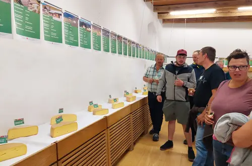 12. Südtiroler Alpkäseverkostung 12. Südtiroler Alpkäseverkostung