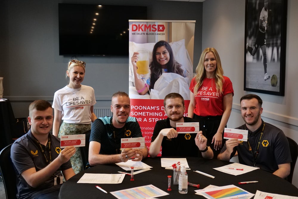 Wolves and DKMS staff 