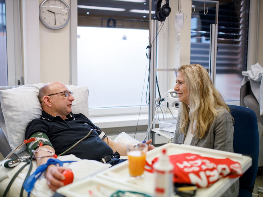 Donor Michael with Chief Executive Officer, Dr Elke Neujahr Donor Michael with Chief Executive Officer, Dr Elke Neujahr