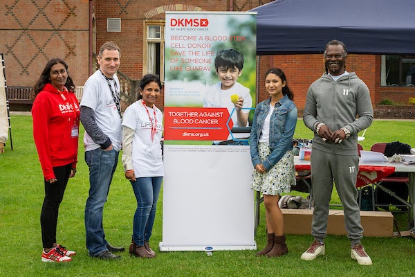 (L-R) Reshna Radiven, Gerraint, Brundha and Arya Lloyd and Levi Roots (L-R) Reshna Radiven, Gerraint, Brundha and Arya Lloyd and Levi Roots