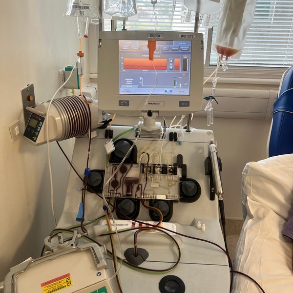 Apherisi machine which collects the stem cells Apherisi machine which collects the stem cells