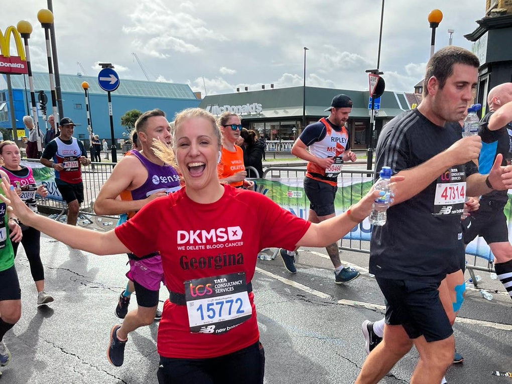 Georgina running in the London Marathon wearing DKMS t shirt Georgina running in the London Marathon wearing DKMS t shirt