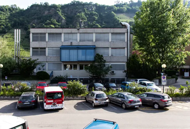 Scuola Professionale G. Marconi - Merano Scuola Professionale G. Marconi - Merano