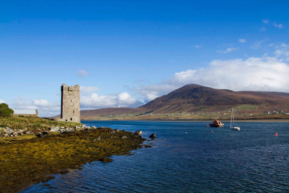 Image of An Chéibh Bheag and Granuaile's Tower, Achill Island, County Mayo