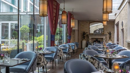Dining room with tables and chairs