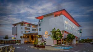 Clayton Hotel