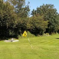 Blue skies over the the Ashgrove Pitch and Putt green