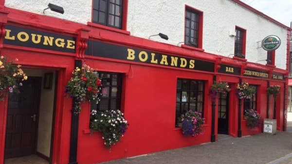Boland Pub front