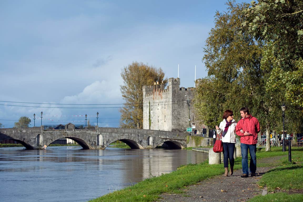Image of a couple walking in Athy in County Kildare