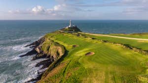 Image of golf course by the sea.