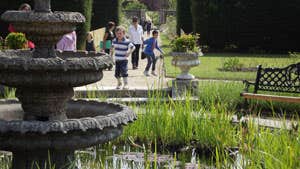 Festina Lente gardens