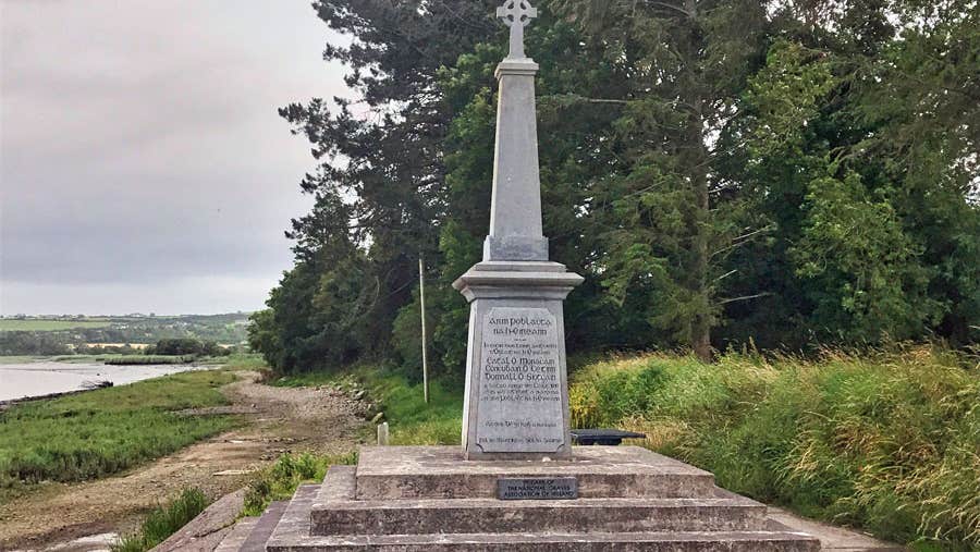 The monument at Ballykissane paying tribute to the three men who drowned there at the time of the 1916 Rising