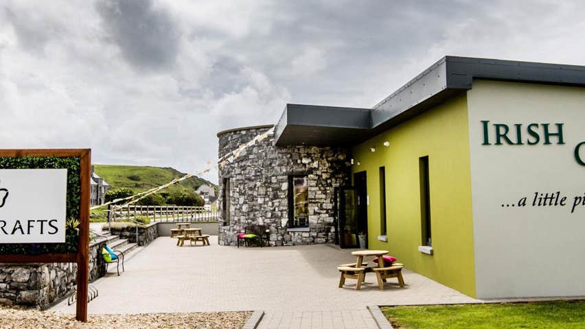 Irish Crafts Doolin view of shop exterior