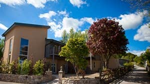 The Three Towers Eco House & Organic Kitchen