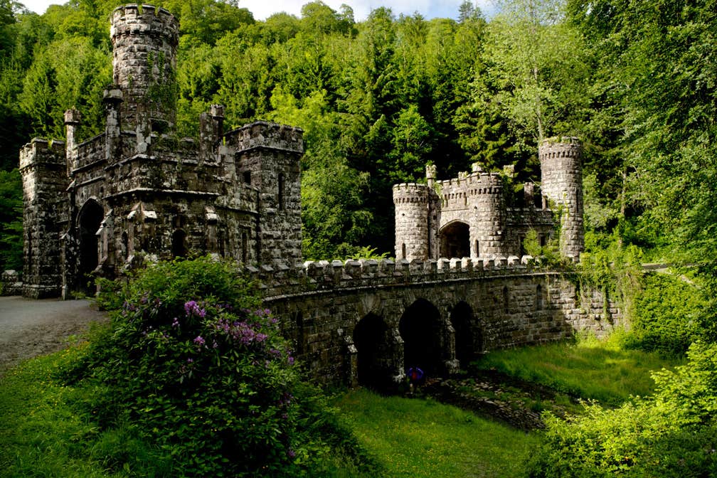 Image of Ballysaggart Towers in County Waterford