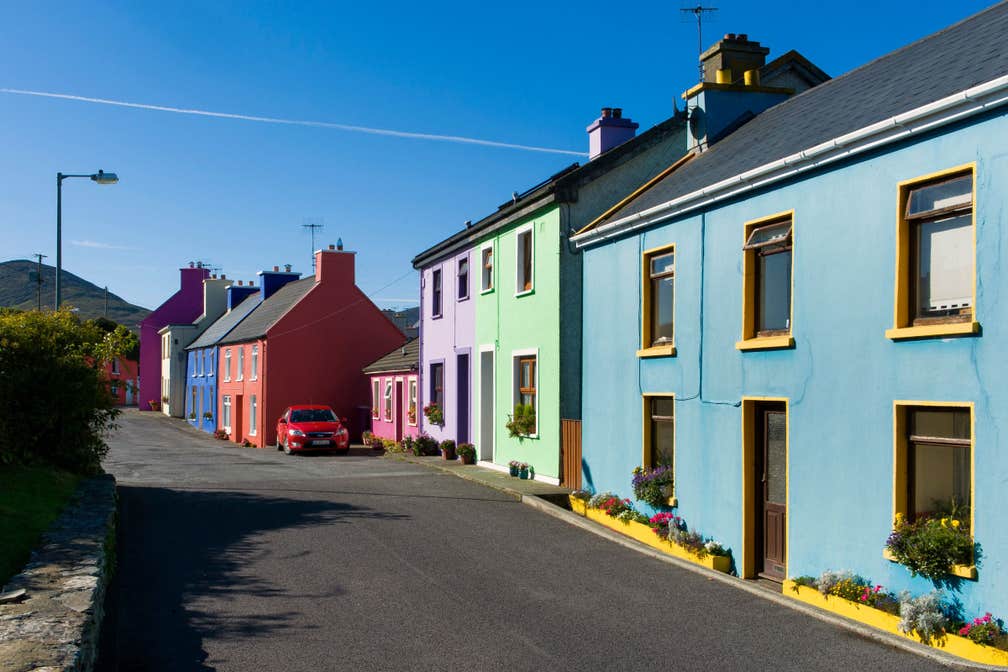 Image of colourful houses in Eyeries in County Cork