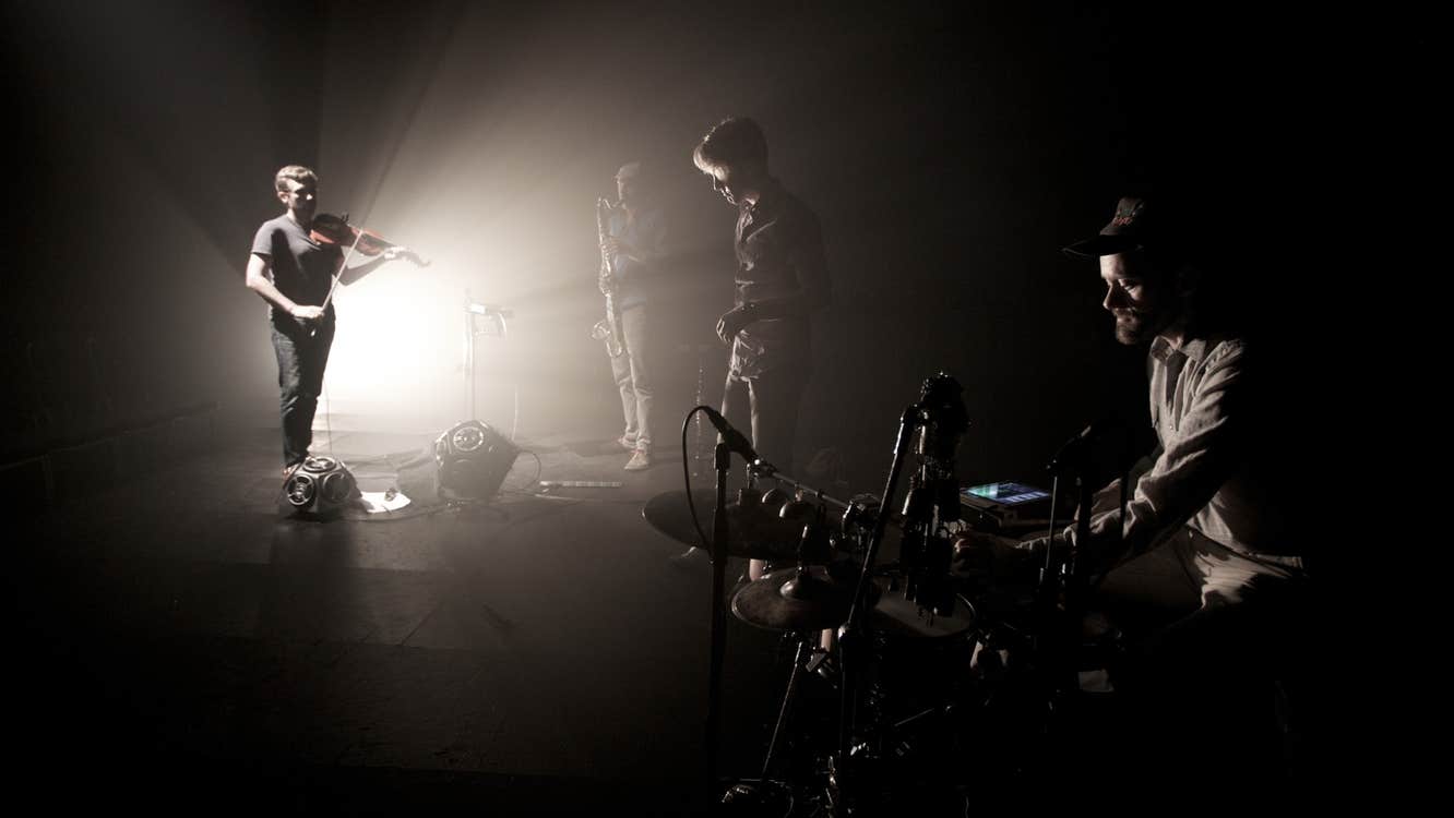 This is How We Fly performing.