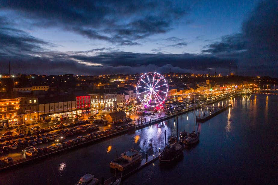 Winterval at night- The Waterford Eye