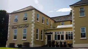Round Tower Hotel