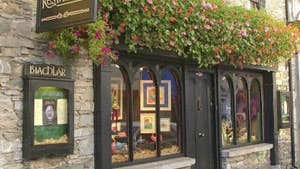 Bricín Craft Shop & Restaurant