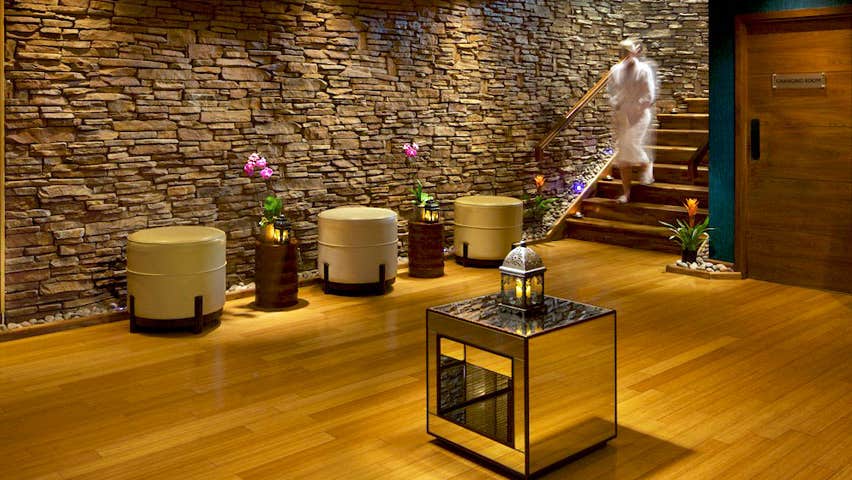 The waiting area of the Oasis Spa