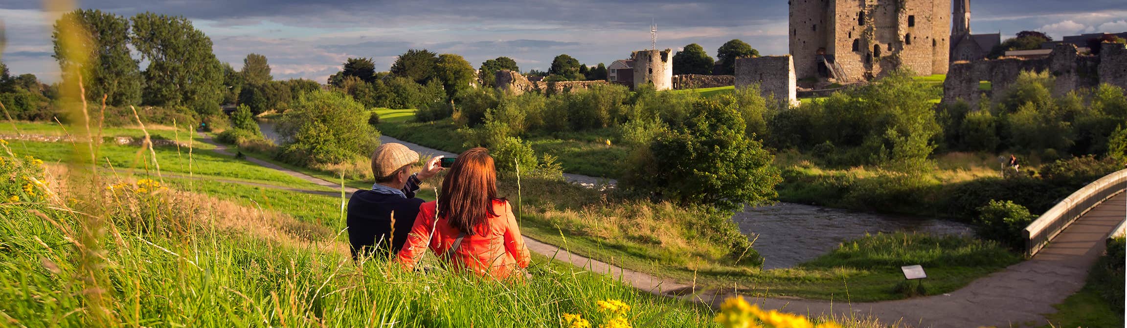 A couple looking at Trim Castle