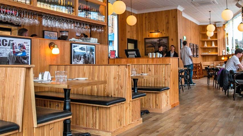 Elephant & Castle Rathmines interior