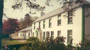 GLEN HOTEL